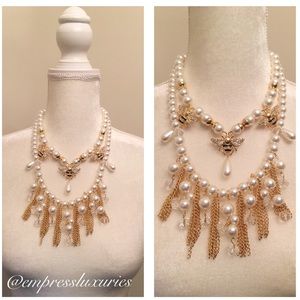 Queen Pearl Bee Neck Piece✨✨